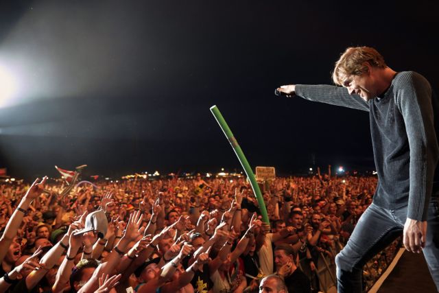 Κεραυνός έπληξε συναυλιακό χώρο στη Γερμανία, δεκάδες τραυματίες