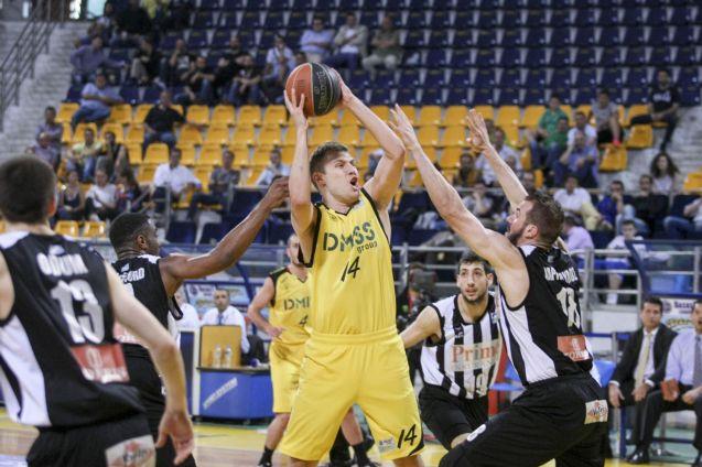 «Κράτησε» την έδρα του και ισοφ-Άρη-σε τον ΠΑΟΚ