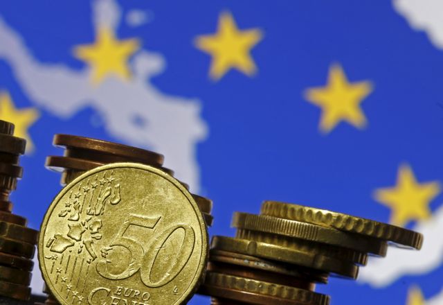 Πέτερ Πρατ: Η ΕΚΤ θέλει την Ελλάδα στην Ευρωζώνη