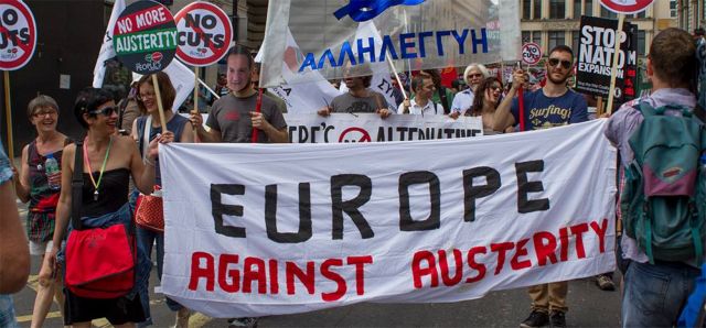 Αλληλεγγύη στην Ελλάδα, το σύνθημα διαδηλωτών σε ευρωπαϊκές πόλεις