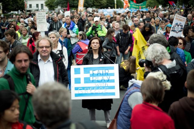 Διαδηλώσεις υπέρ της Ελλάδας σε Γαλλία, Λονδίνο και Βερολίνο