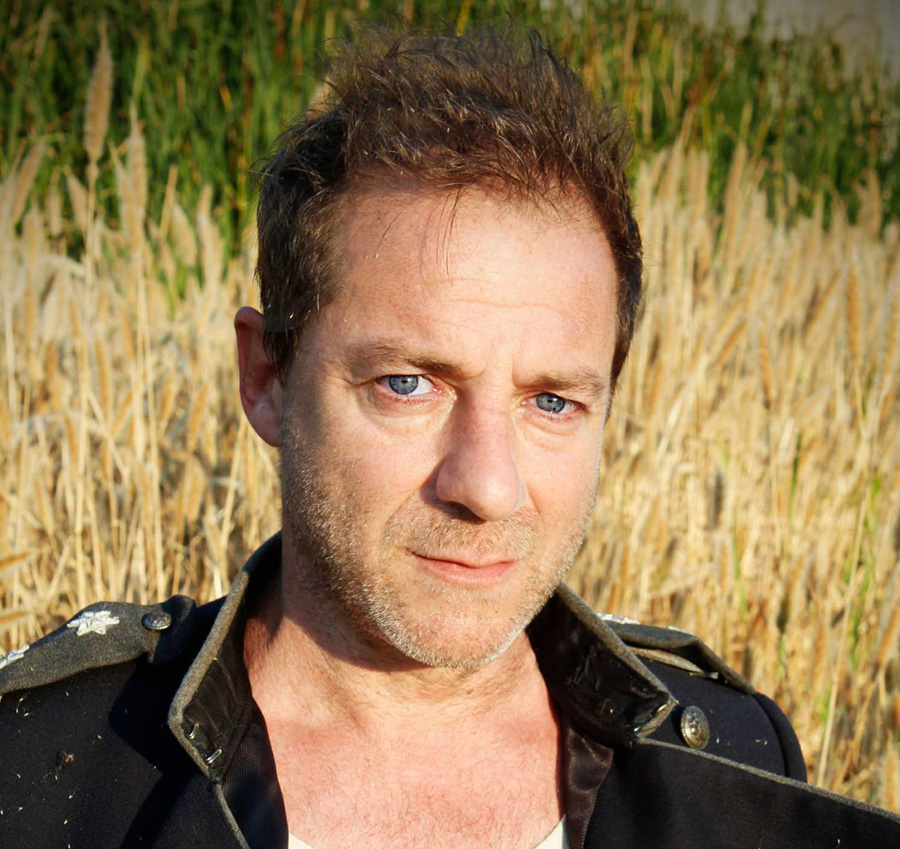 Ο Δημήτρης Λιγνάδης αναζητεί «Ρωμαίο και Ιουλιέτα»