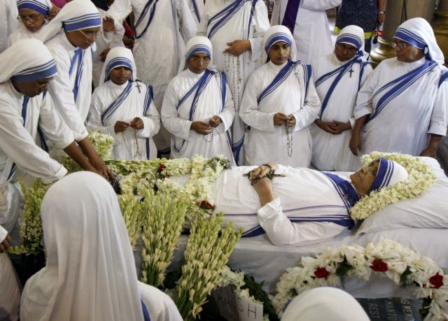 Πέθανε η αδελφή Νιρμάλα, διάδοχος της Μητέρας Τερέζας