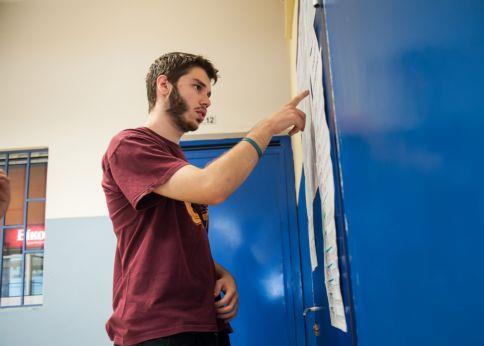 Xαμηλές βαθμολογίες στα Αρχαία, τη Φυσική και τα Μαθηματικά κατεύθυνσης