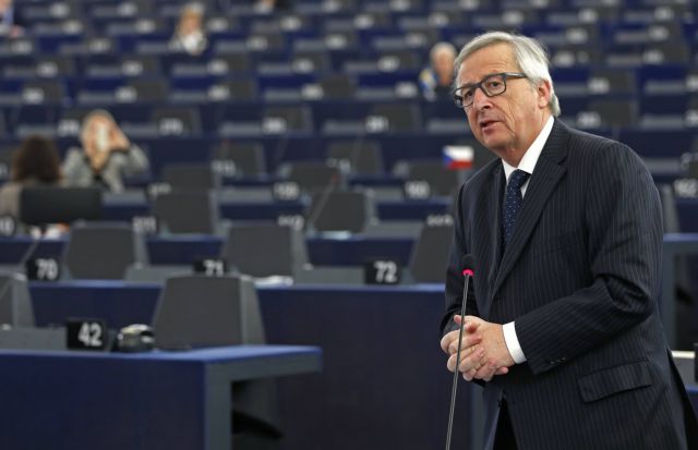 Γιούνκερ: Στα 60 εκατ. ευρώ η διαφορά πριν καταρρεύσουν οι διαπραγματεύσεις