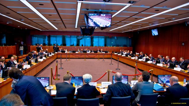 Eurogroup: Δεν ενέκρινε την παράταση, συνεχίζει χωρίς τον Βαρουφάκη