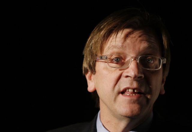 Τρίμηνη παράταση για την Ελλάδα ζητά ο Γκι Φερχόφσταντ