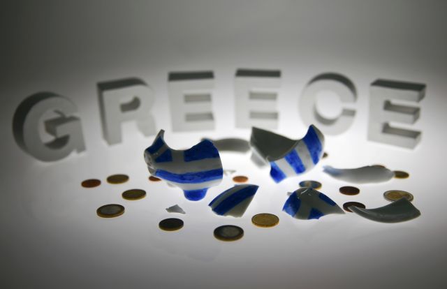 Bloomberg: «Η Ευρώπη θέλει να τιμωρήσει την Ελλάδα με έξοδο»