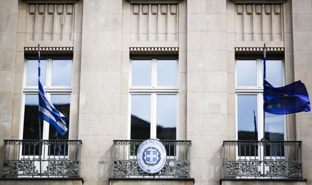 Σενάρια ακόμη και για «σχέδια ανθρωπιστικής βοήθειας» προς την Ελλάδα