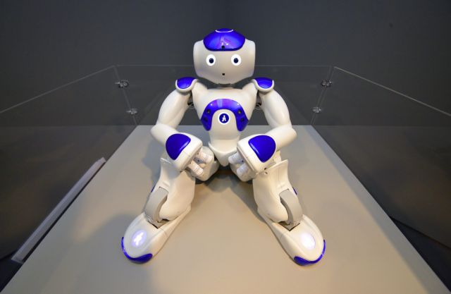 Επιστήμονες στην Google ανοίγουν… φιλοσοφική συζήτηση με ένα ρομπότ