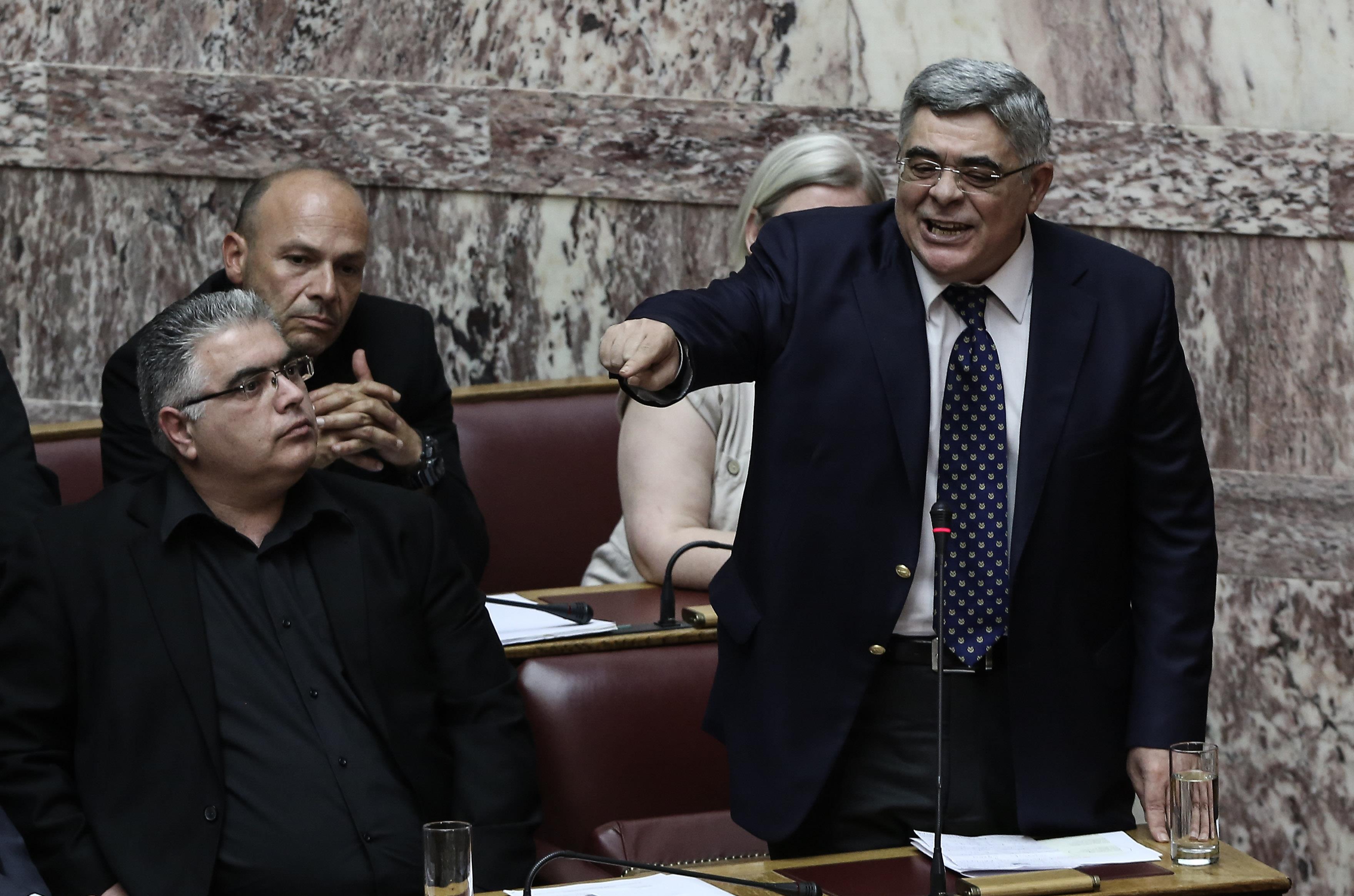 Μιχαλολιάκος: Η Χρυσή Αυγή ψηφίζει «όχι» στο δημοψήφισμα