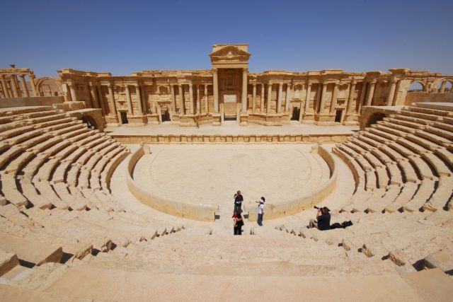 Φρικιαστικό βίντεο της ISIS με ομαδική εκτέλεση σε αρχαίο θέατρο της Παλμύρας