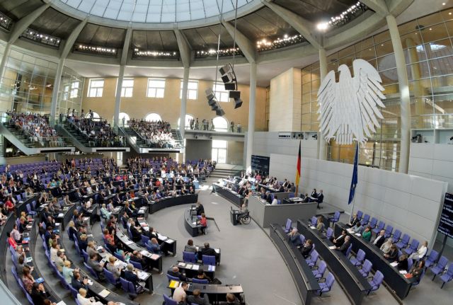 Προβληματισμός και φωνές για Grexit στο Βερολίνο - σιγεί ακόμη η Μέρκελ