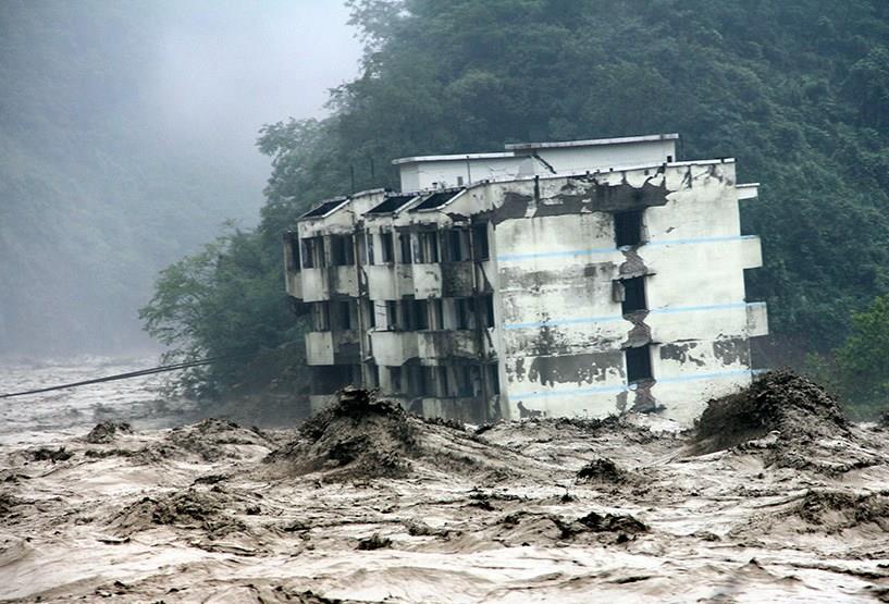 Σαρωτικές πλημμύρες στην Κίνα «προκλήθηκαν από το νέφος»