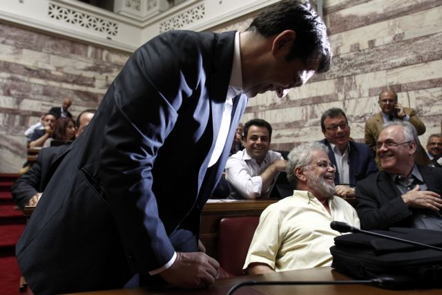 Δίλημμα Τσίπρα στην ΚΟ του ΣΥΡΙΖΑ: Ή με στηρίζετε ή δεν μένω πρωθυπουργός