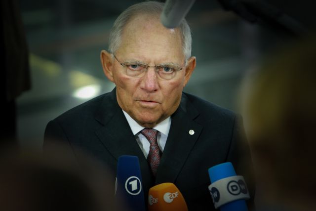 Σόιμπλε: Καλύτερο μονοπάτι για την Ελλάδα η προσωρινή έξοδος