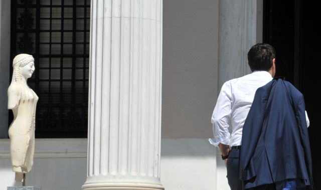 Διαχωριστική γραμμή με τους αντάρτες του ΣΥΡΙΖΑ τραβά ο Αλέξης Τσίπρας