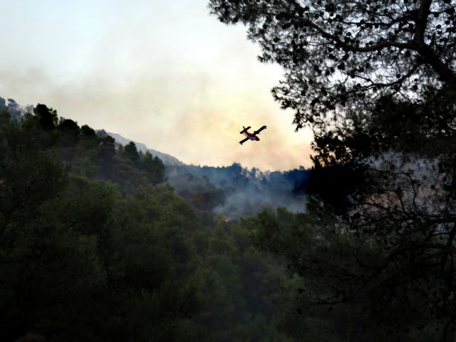 Πυρκαγιά κοντά στην κοινότητα Γκραίκα Αιγιαλείας