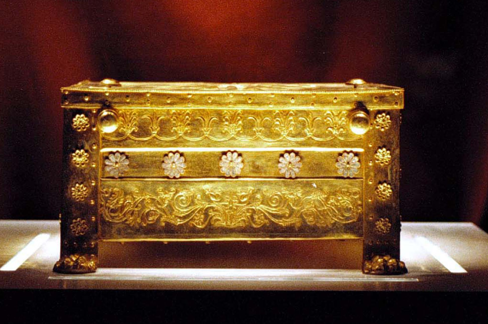 Απορρίπτεται η μελέτη για τον τάφο του Φιλίππου Β’ στις Αιγές