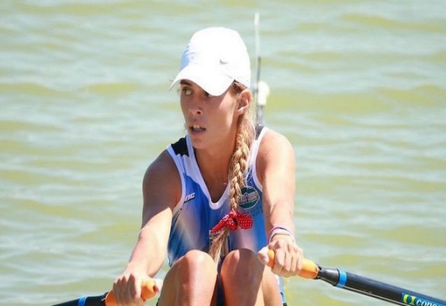 Παγκόσμια πρωταθλήτρια στα κουπιά η Αμαλία Τσιάβου