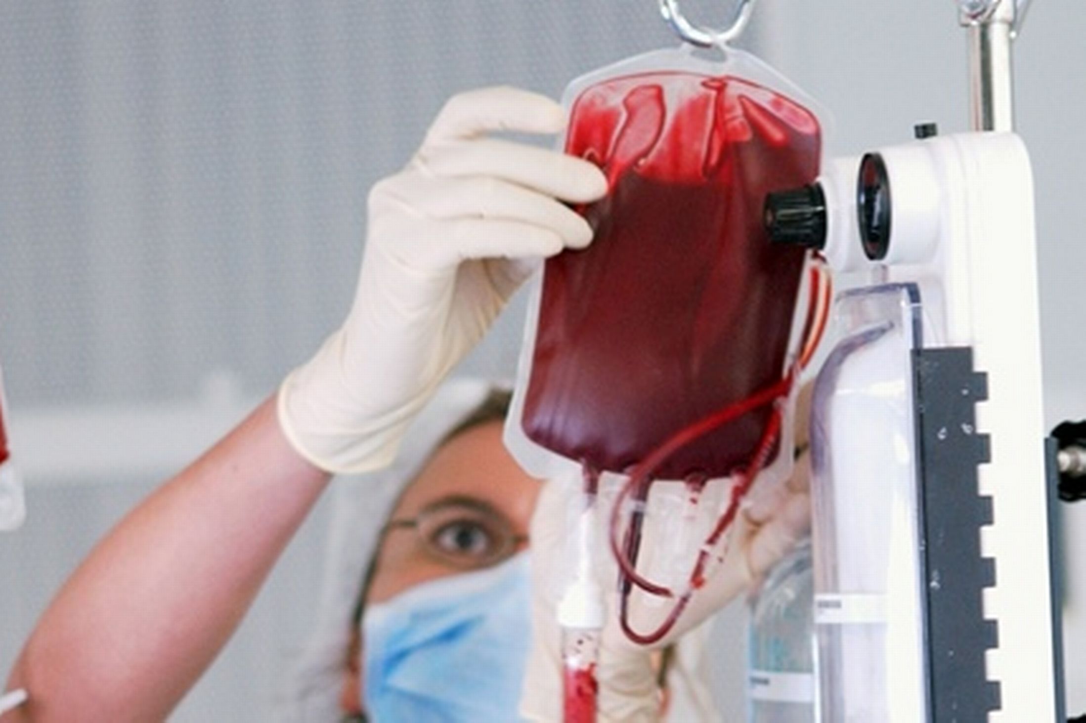 Τρόπους αξιοποίησης του εργοστασίου αίματος αναζητά το υπουργείο Υγείας