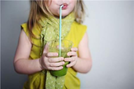 Τα παιδιά χρειάζονται επιπλέον ενυδάτωση το καλοκαίρι!