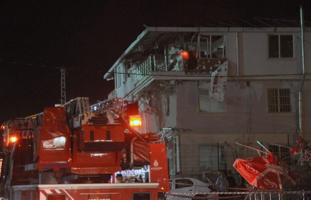 Δύο επιθέσεις στην Κωνσταντινούπολη κατά αστυνομίας και προξενείου των ΗΠΑ