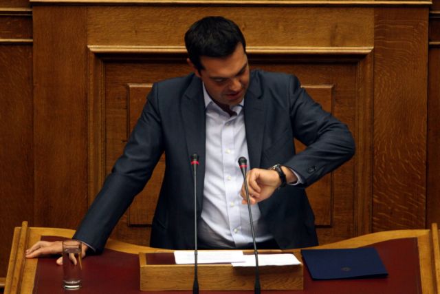 Ξένα ΜΜΕ: Με τίμημα βαθύ σχίσμα στον ΣΥΡΙΖΑ περνά το μνημόνιο στη Βουλή