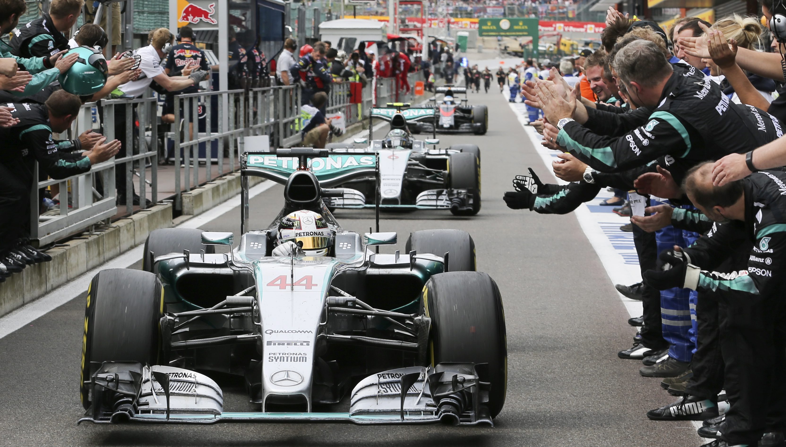 GP Βελγίου 2015: Και πάλι πρώτος ο L. Hamilton, βάθρο για Rosberg και Grosjean