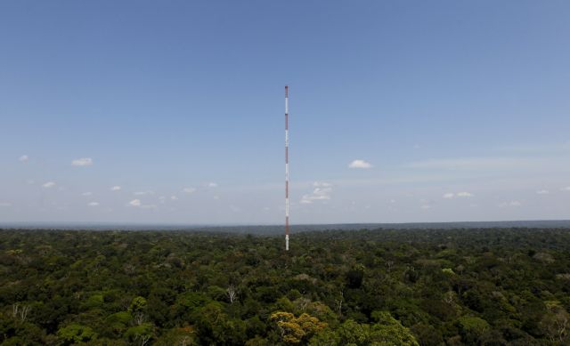 Πύργος παρατήρησης στον Αμαζόνιο είναι η ψηλότερη κατασκευή της Ν.Αμερικής