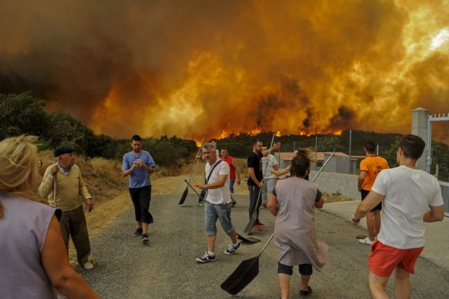 Πυρκαγιά κατέκαψε 20.000 στρέμματα δασικής έκτασης στη Γαλικία
