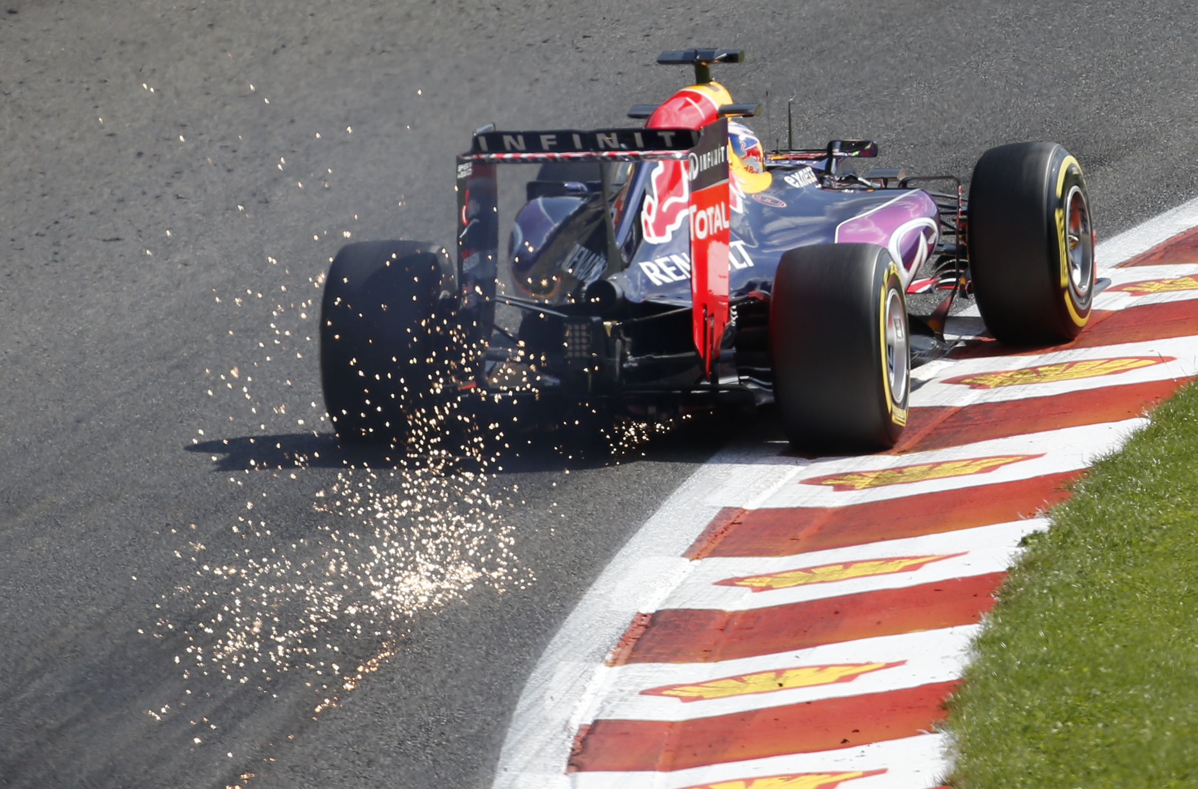 F1: Την αντικατάσταση των κινητήρων για το GP της Monza αποφάσισε η Red Bull