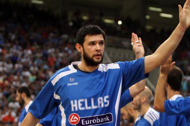 Παπανικολάου: «Ιδανικό το χρυσό, αλλά… πρώτα η ΠΓΔΜ»