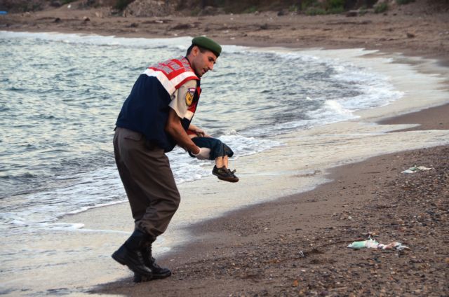 Προσφυγική κρίση: «Κύριε Κάμερον το καλοκαίρι τελείωσε...»