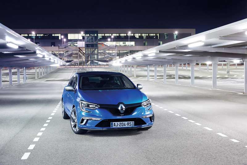 Renault Megane 2016: Δυναμική επανεκκίνηση κομψότητας