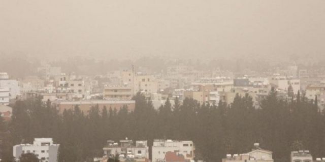 Σκόνη από τη Συρία έκανε τη Λευκωσία να μοιάζει με «Σαχάρα»
