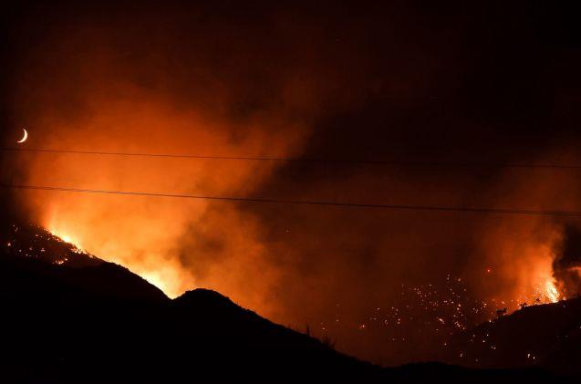 Πυρκαγιά στη βόρεια Κέρκυρα, στην περιοχή της Αχαράβης