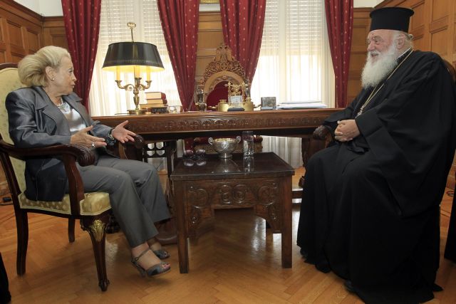 Θάνου προς Ιερώνυμο: Κανένα θέμα φορολόγησης της Εκκλησίας