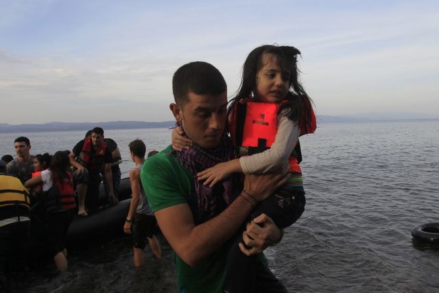 Τη μετεγκατάσταση 40.000 προσφύγων από Ελλάδα-Ιταλία ενέκρινε η Ευρωβουλή