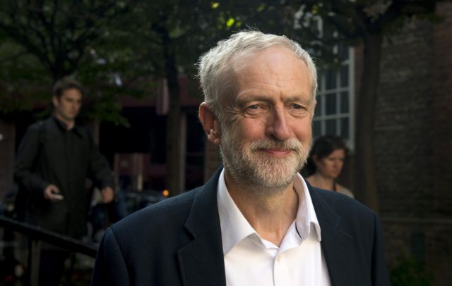 Κόρμπιν: Δεν έχει «λευκή επιταγή» ο Κάμερον στην επαναδιαπραγμάτευση με την ΕΕ