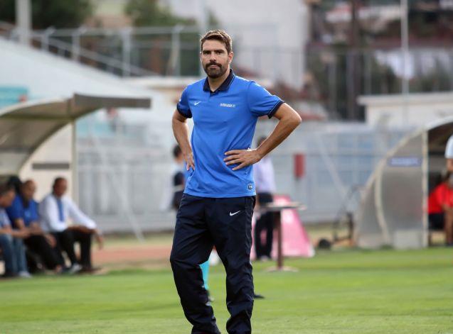 Ρόκα ο… 1ος που απολύθηκε από τη φετινή Σούπερ Λιγκ