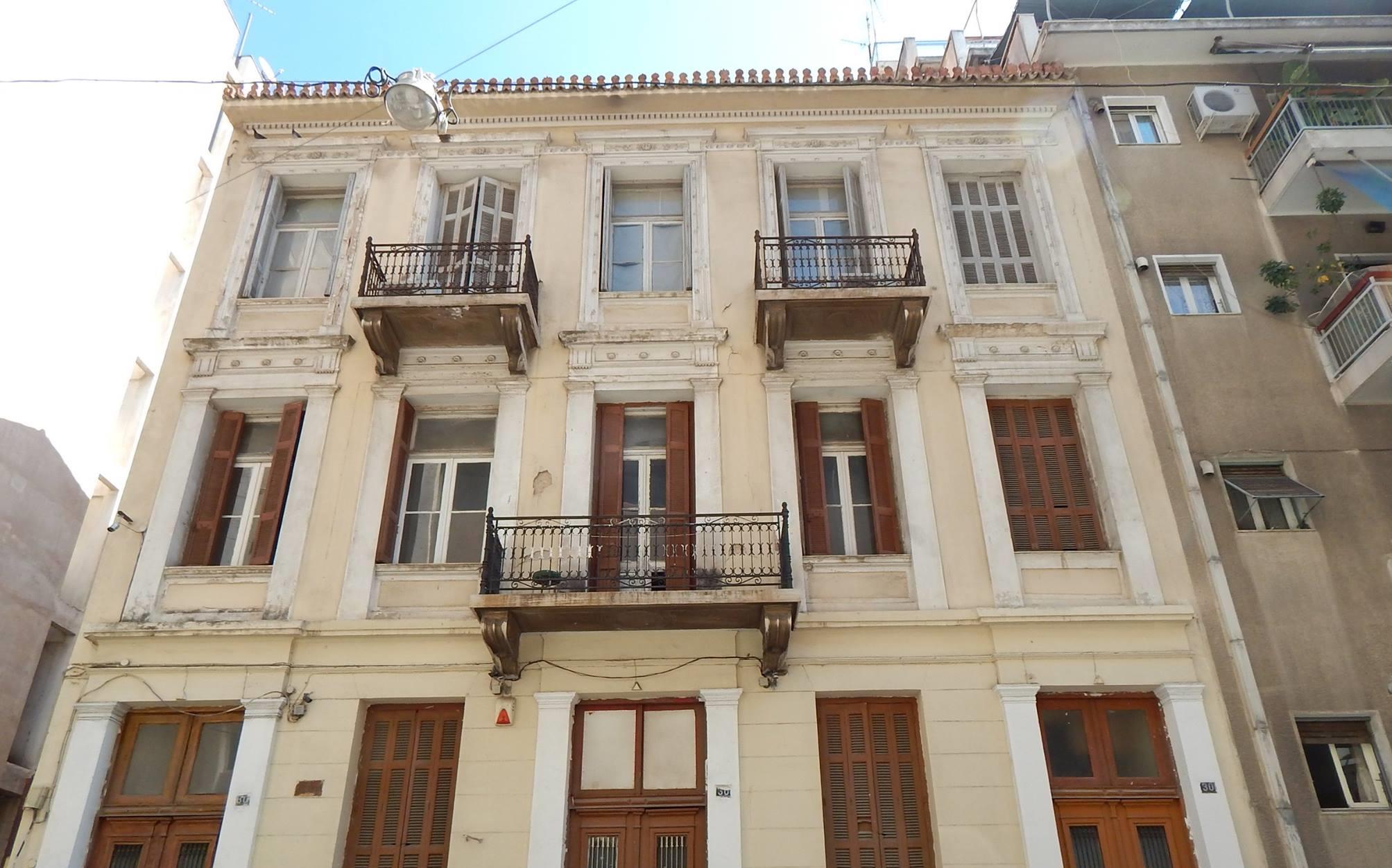 Φωτογραφίες από τα πιο όμορφα κτίρια της Αθήνας στο Κέντρο Πολιτισμού