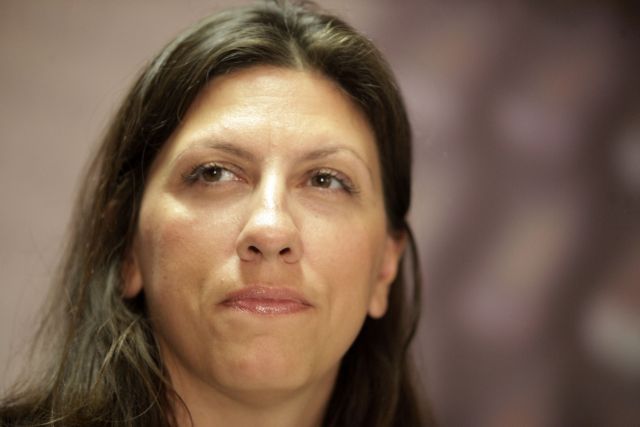 Η Ζωή Κωνσταντοπούλου ασχολείται και πάλι με τα γραφεία στη Βουλή