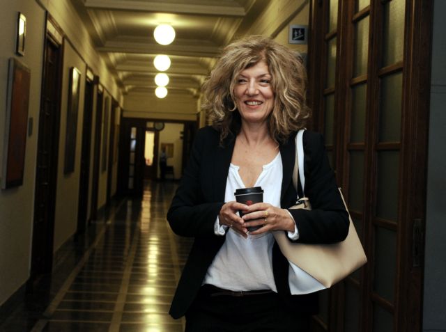 Ρίχνει τους τόνους το υπουργείο Παιδείας για τα θρησκευτικά