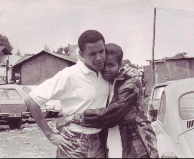 Φωτογραφίες από το χθες και το σήμερα για τα 23 χρόνια γάμου των Ομπάμα