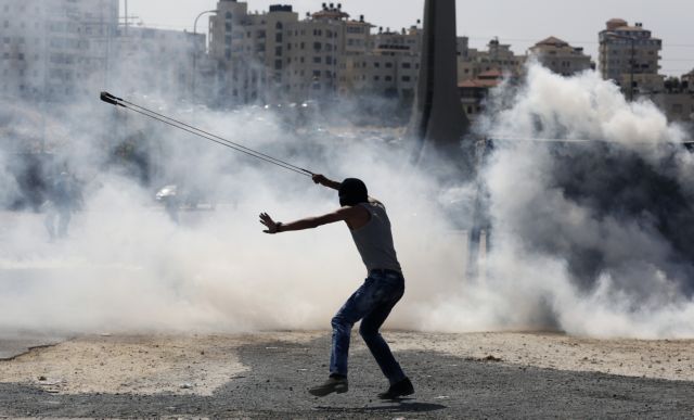 Παλαιστίνιοι έφηβοι νεκροί από ισραηλινά πυρά στη Δυτική Όχθη