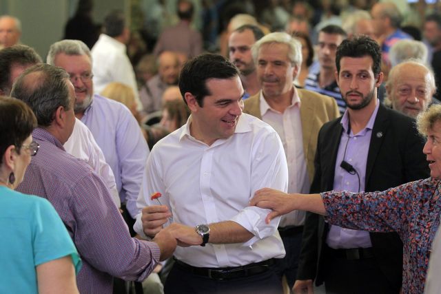 Τσίπρας στην ΚΕ: ΣΥΡΙΖΑ ανοικτός στην κοινωνία και εκτός κράτους
