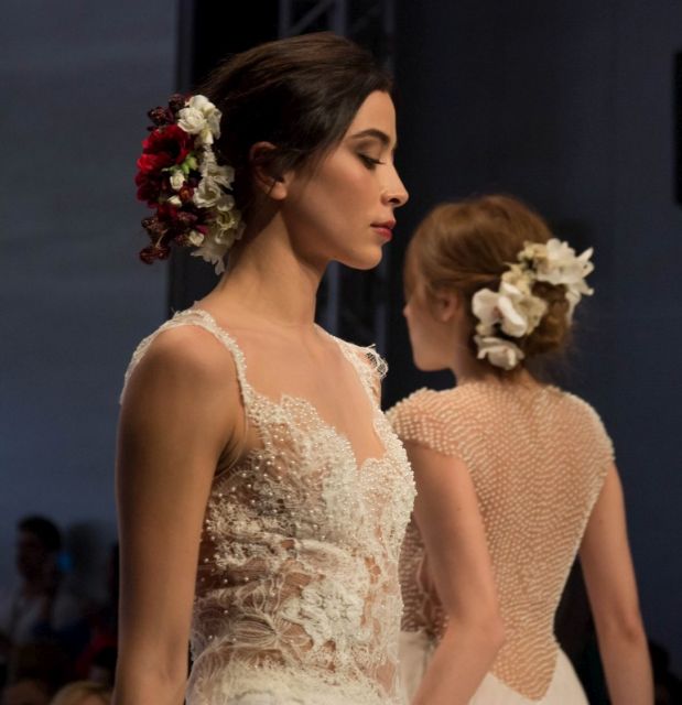 Aιθέριες haute couture δημιουργίες στην 18η ΑXDW