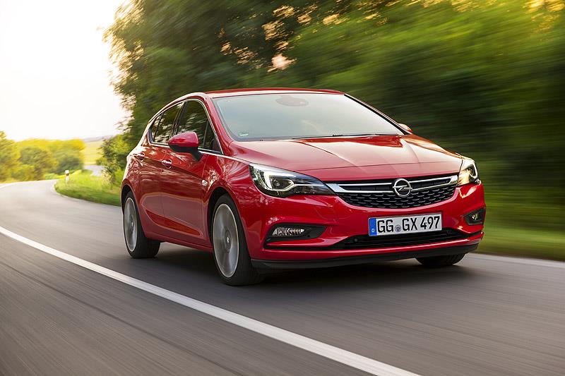 Opel Astra 2016: Στην ελληνική αγορά από 18.040 ευρώ