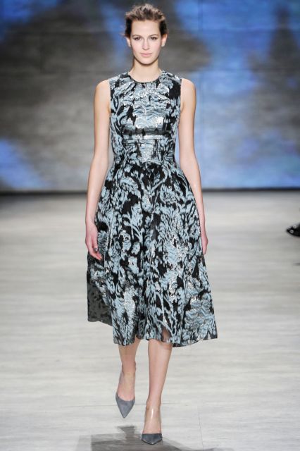 Επίσημα & εντυπωσιακά βραδινά φορέματα